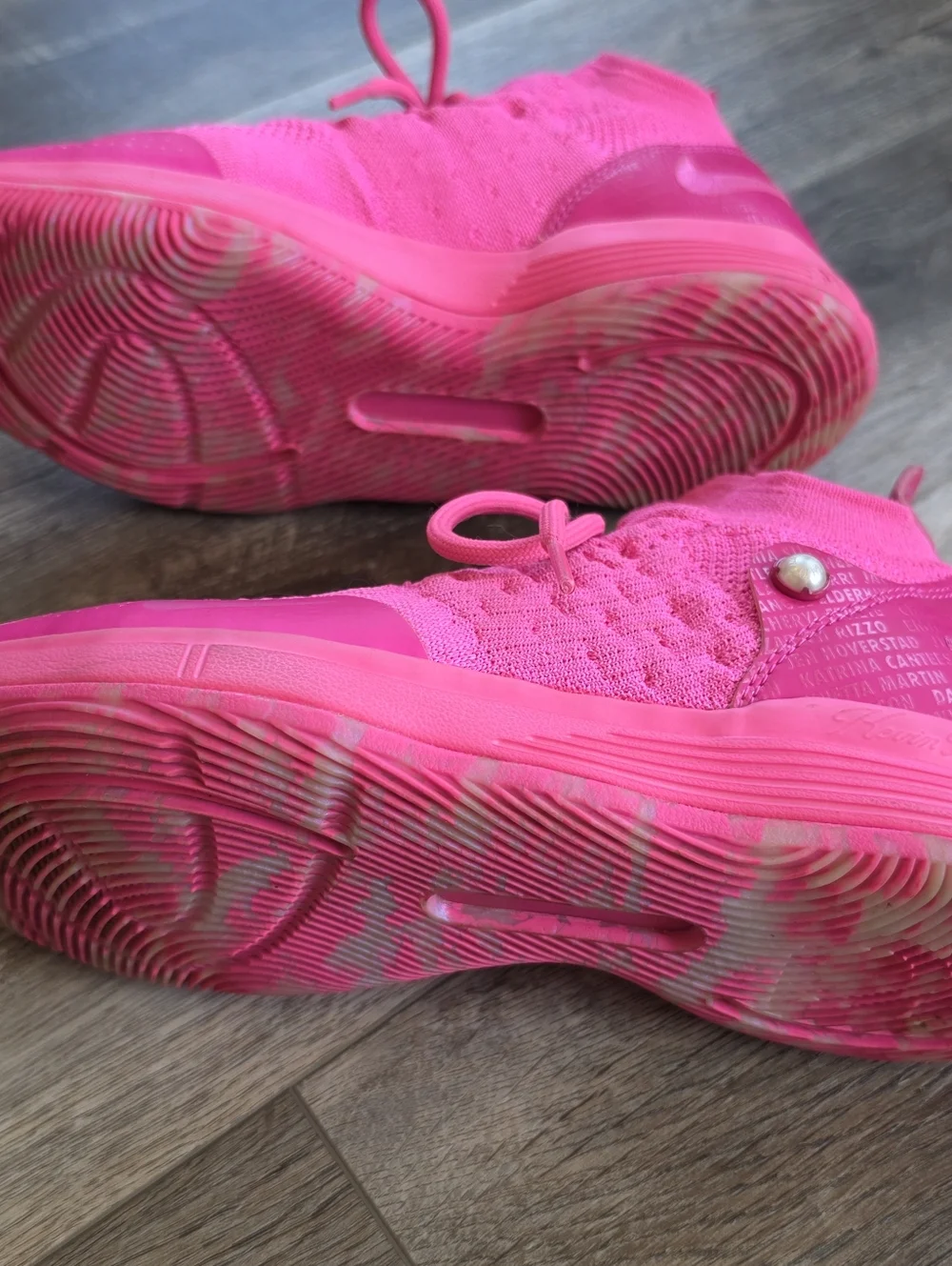 Nike Zoom KD 11 Aunt Pearl Pink Sneakers 7Y LE Breast Cancer 8.5 Women's